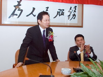 楊峰主席對(duì)汕尾項(xiàng)目開發(fā)成功信心十足 楊峰主席對(duì)汕尾項(xiàng)目開發(fā)成功信心十足